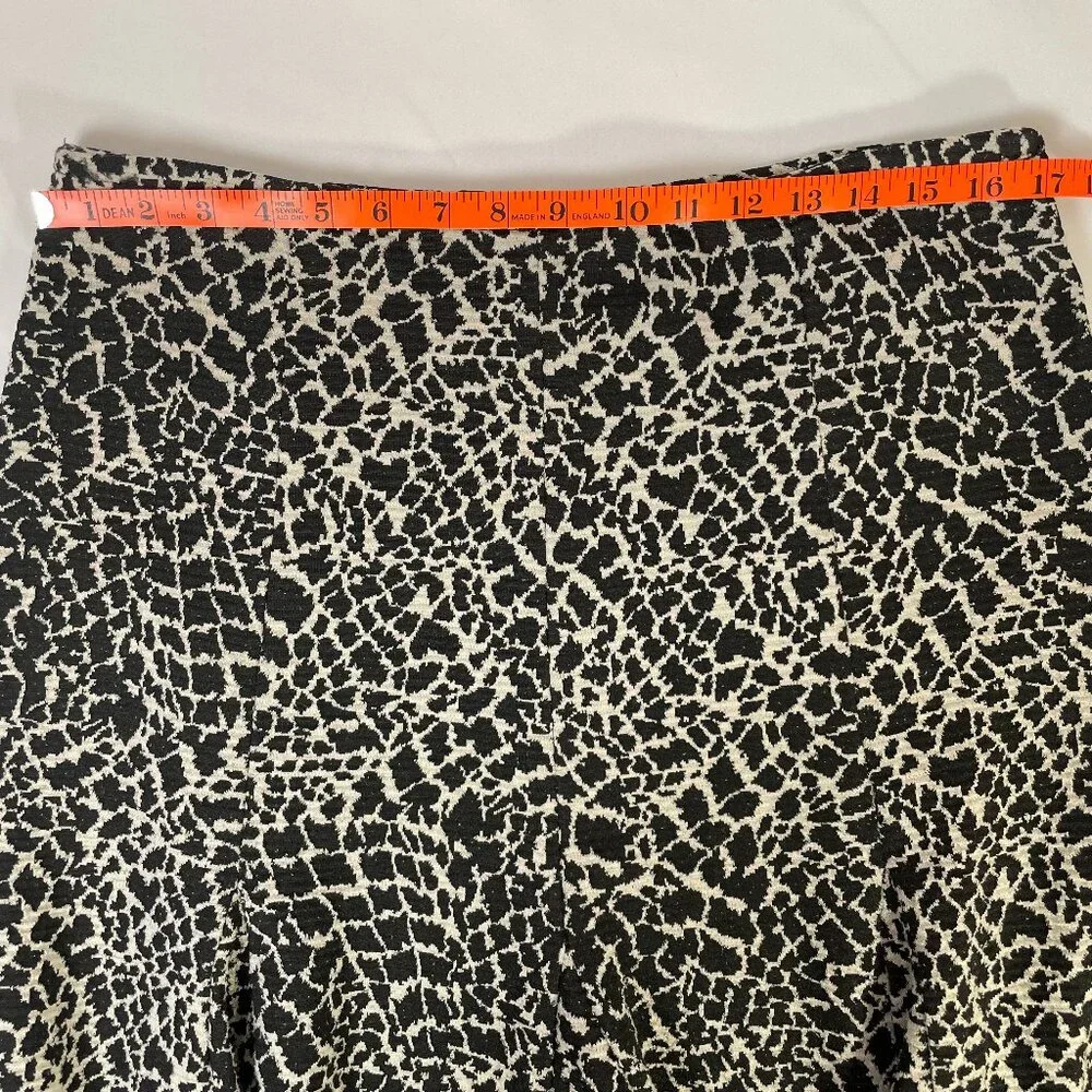 Susan Bristol Black and White Animal Print Swing Skirt Knee Length Size 12